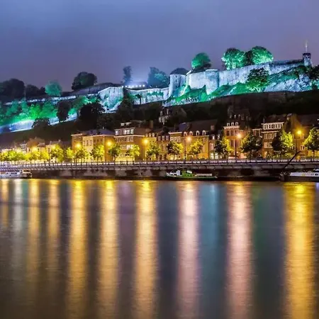 Fernand Right In The Center Of Lejlighed Namur